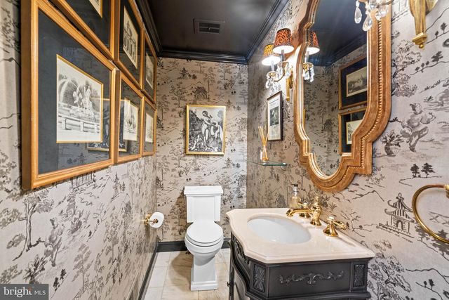 8 FARMINGTON CT, Chevy Chase, MD 20815