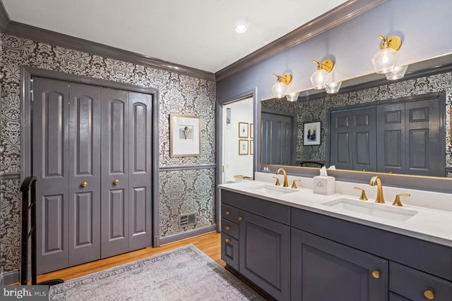 8 FARMINGTON CT, Chevy Chase, MD 20815