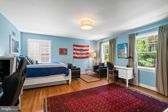 8 FARMINGTON CT, Chevy Chase, MD 20815