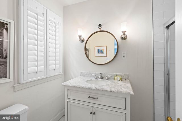 8 FARMINGTON CT, Chevy Chase, MD 20815