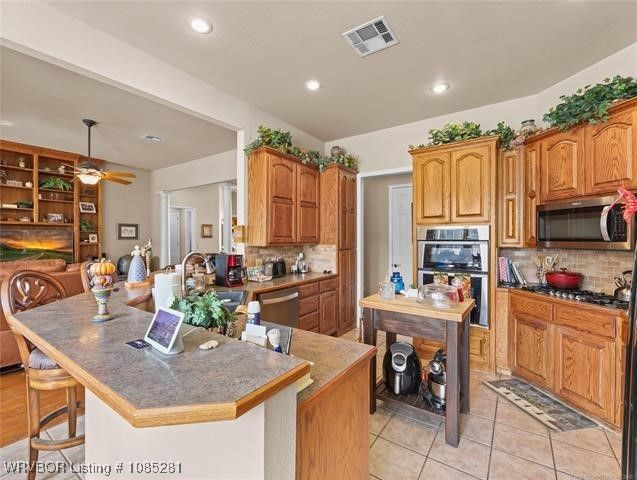 303 Nanih Waiya, Poteau, OK 74953