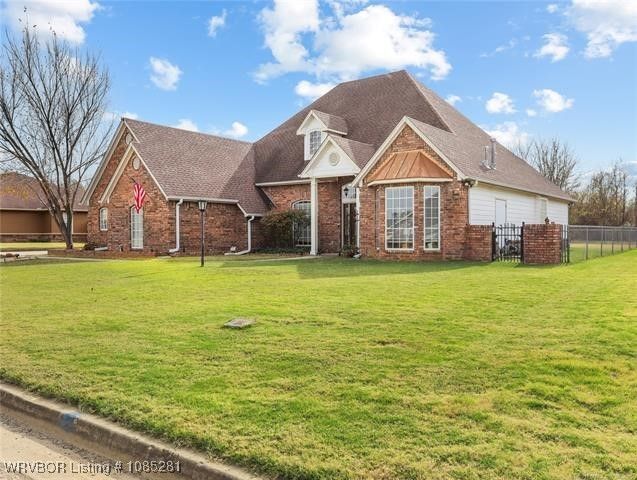 303 Nanih Waiya, Poteau, OK 74953