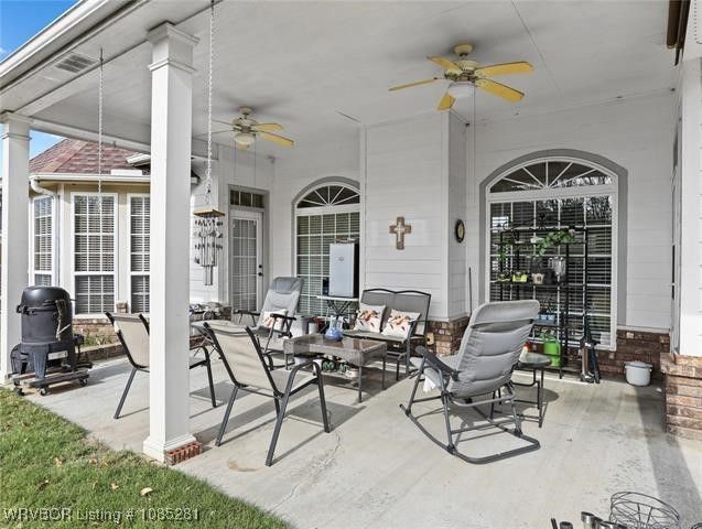 303 Nanih Waiya, Poteau, OK 74953