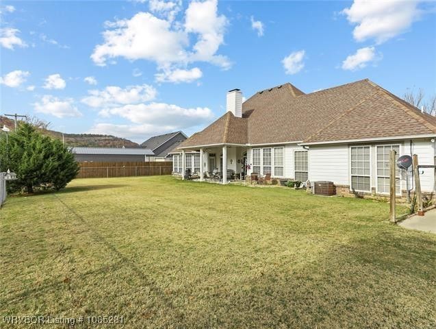 303 Nanih Waiya, Poteau, OK 74953