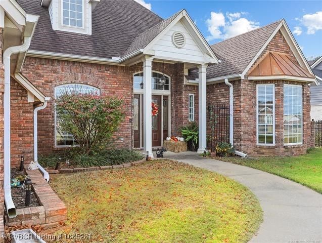 303 Nanih Waiya, Poteau, OK 74953