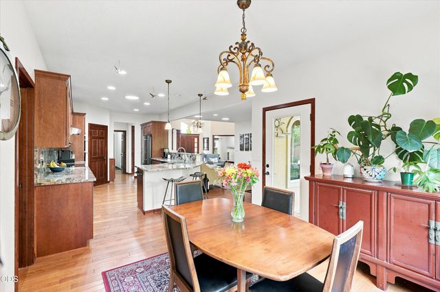 3716 Sherwood Park Drive, Medford, OR 97504