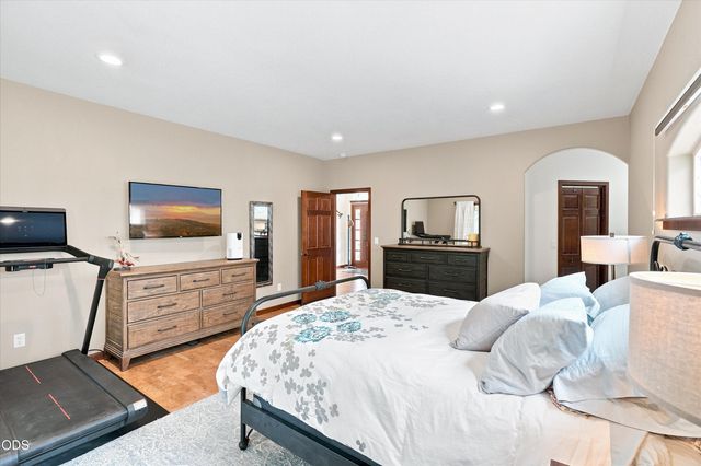 3716 Sherwood Park Drive, Medford, OR 97504