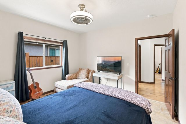 3716 Sherwood Park Drive, Medford, OR 97504