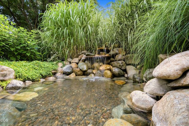 3716 Sherwood Park Drive, Medford, OR 97504
