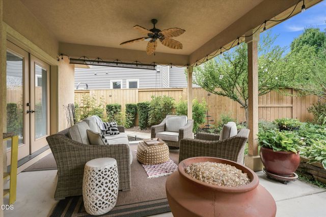 3716 Sherwood Park Drive, Medford, OR 97504