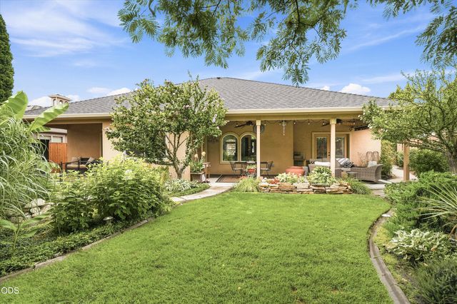 3716 Sherwood Park Drive, Medford, OR 97504