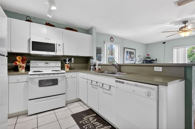 3160 SW 129th Terrace 118, Miramar, FL 33027