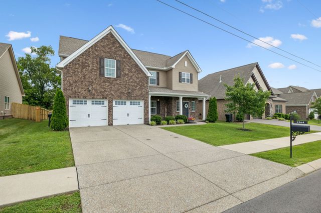 1364 Wentworth Dr, Gallatin, TN 37066
