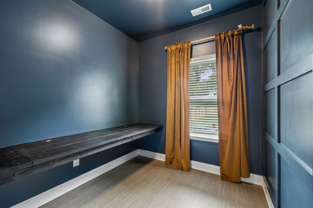 1364 Wentworth Dr, Gallatin, TN 37066