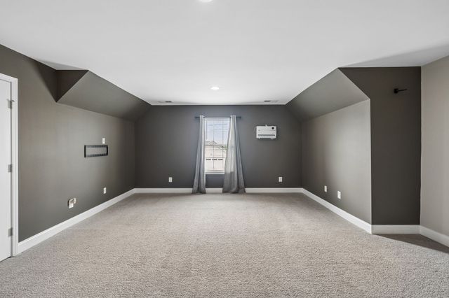 1364 Wentworth Dr, Gallatin, TN 37066