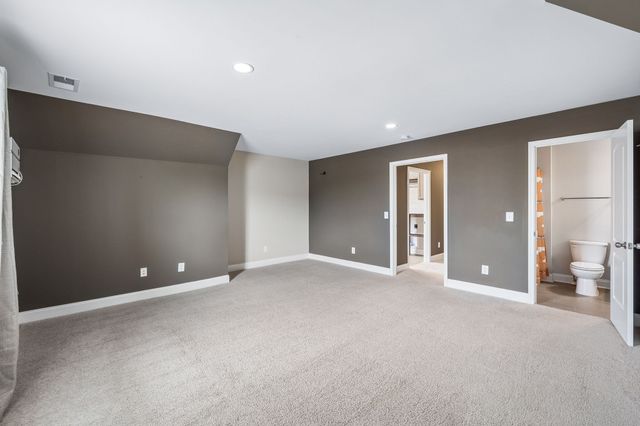 1364 Wentworth Dr, Gallatin, TN 37066