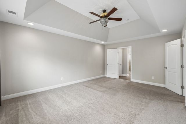 1364 Wentworth Dr, Gallatin, TN 37066
