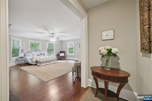 40 Highland Avenue, Millburn, NJ 07078