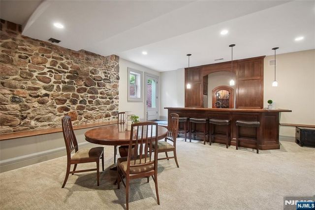 40 Highland Avenue, Millburn, NJ 07078