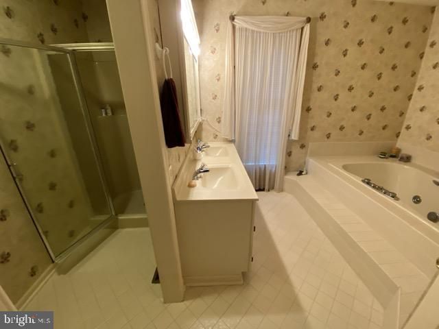 218 FAIRHILL DR, Wilmington, DE 19808