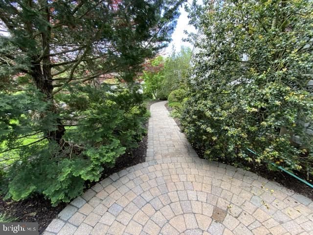 218 FAIRHILL DR, Wilmington, DE 19808