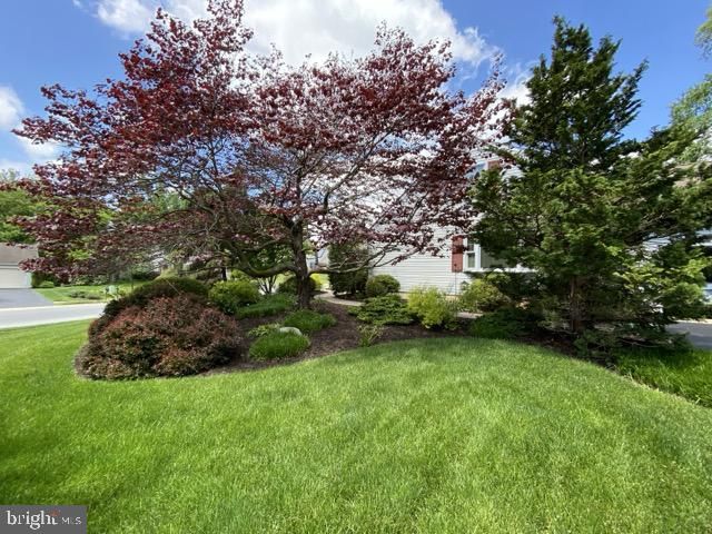 218 FAIRHILL DR, Wilmington, DE 19808