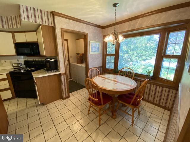 218 FAIRHILL DR, Wilmington, DE 19808