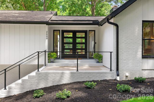 2600 Vardall Court, Charlotte, NC 28226