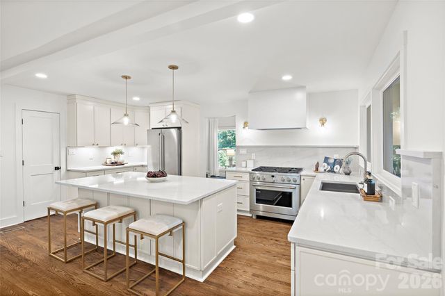 2600 Vardall Court, Charlotte, NC 28226