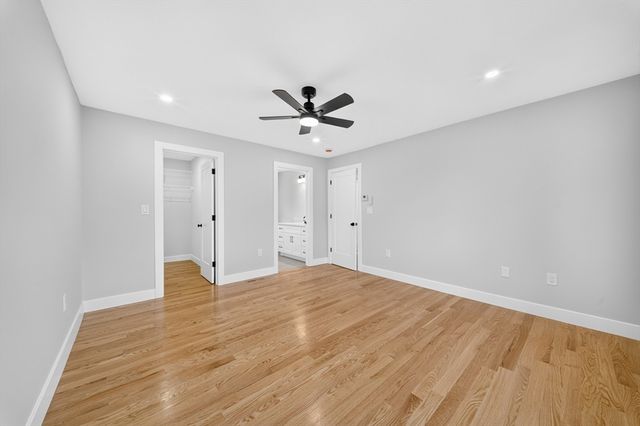 14 Neillian Way 14, Bedford, MA 01730