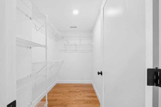 14 Neillian Way 14, Bedford, MA 01730