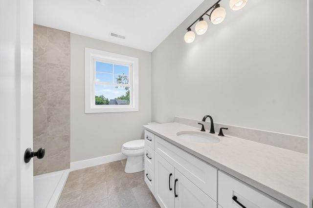 14 Neillian Way 14, Bedford, MA 01730