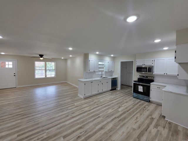 5415 Wendy St., Paragould, AR 72450