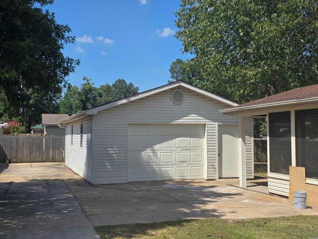 5415 Wendy St., Paragould, AR 72450