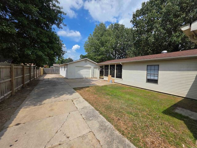 5415 Wendy St., Paragould, AR 72450