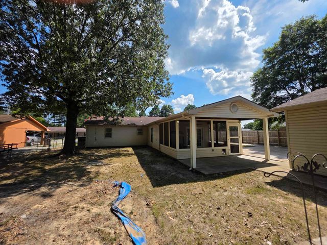 5415 Wendy St., Paragould, AR 72450