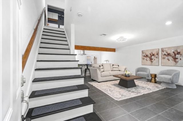 1011 Hamblen Road 306, Houston, TX 77339