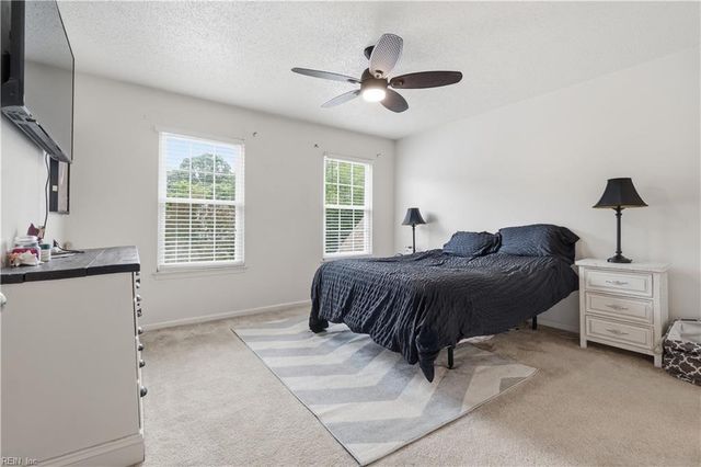 404 Sheepshead LN, Virginia Beach, VA 23452