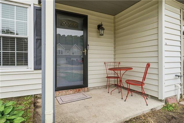 404 Sheepshead LN, Virginia Beach, VA 23452