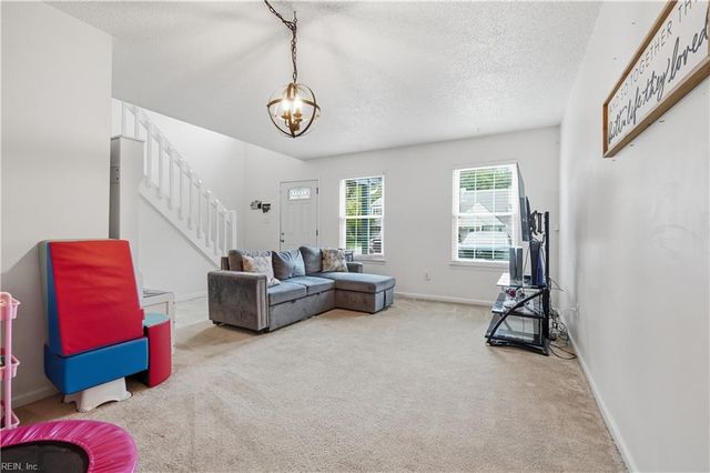 404 Sheepshead LN, Virginia Beach, VA 23452