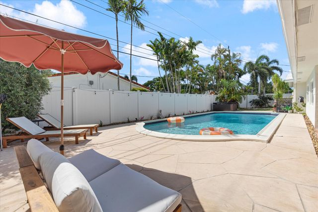 5750 NE 19th Terrace, Fort Lauderdale, FL 33308