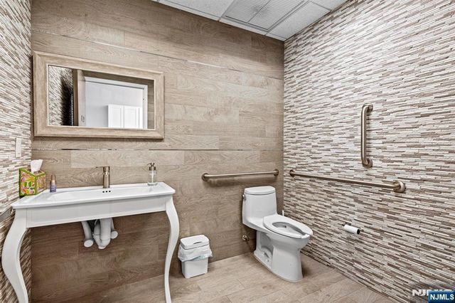 177 Valley Boulevard, Wood Ridge, NJ 07075