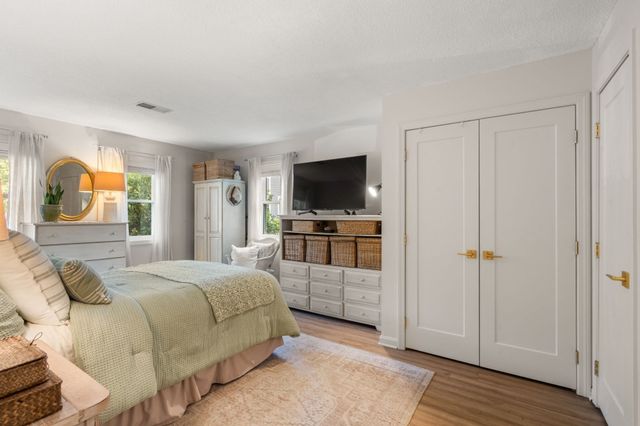2408 Hockley Dr 2408, Hingham, MA 02043