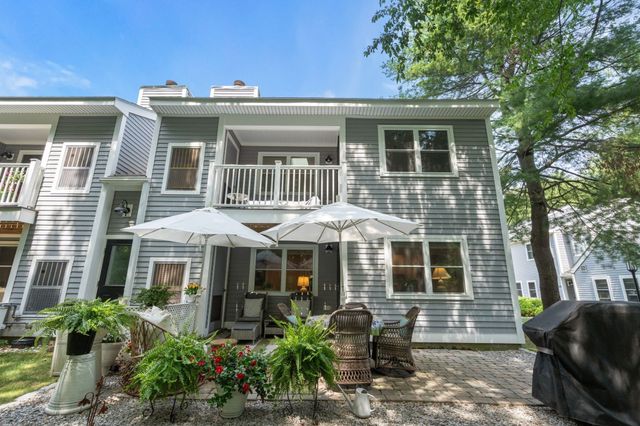 2408 Hockley Dr 2408, Hingham, MA 02043