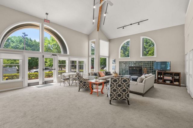 2408 Hockley Dr 2408, Hingham, MA 02043