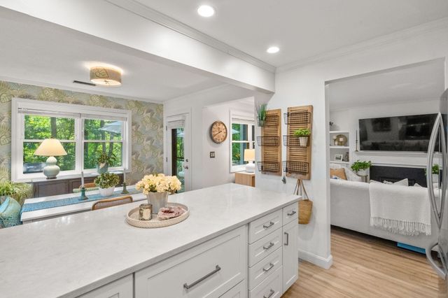 2408 Hockley Dr 2408, Hingham, MA 02043