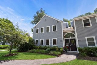 2408 Hockley Dr 2408, Hingham, MA 02043