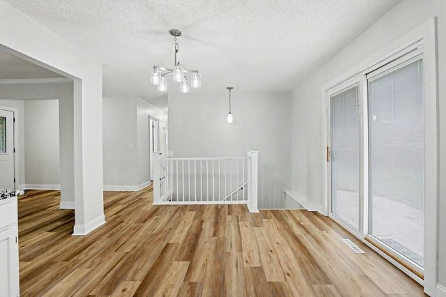 440 N Linden, Haysville, KS 67060