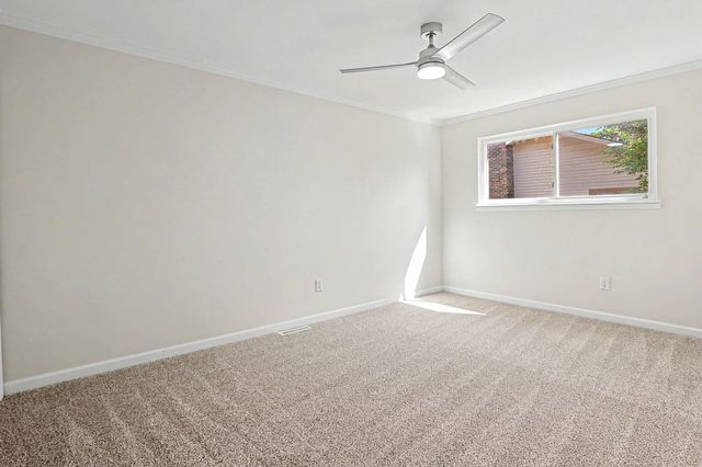 440 N Linden, Haysville, KS 67060