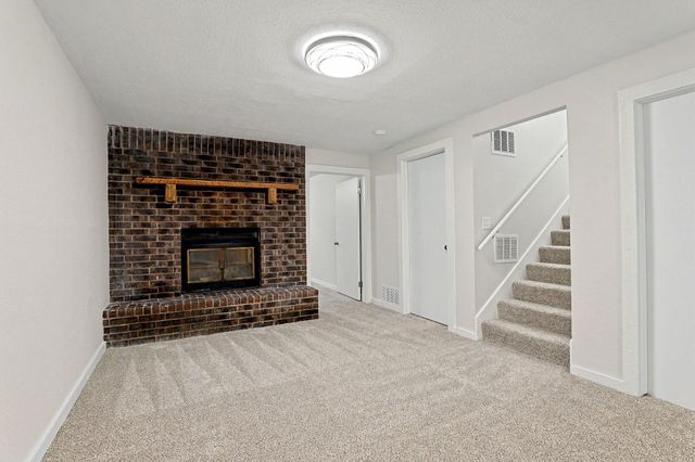 440 N Linden, Haysville, KS 67060